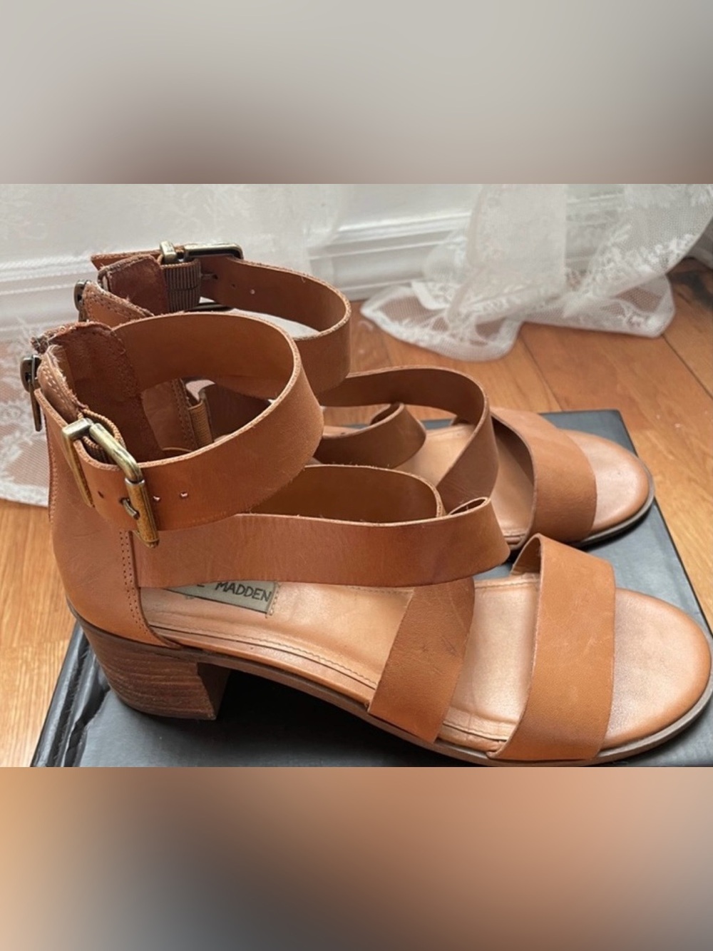 Steve Madden Cognac Spiral-Strap Leather Sandals Sz. 9 - Picture 4 of 4
